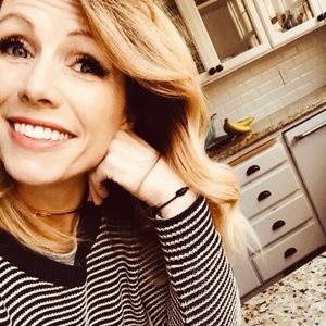 Meet your Posher, Kendra